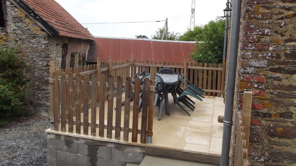 Gite Des Forges Saint-Lo Ruang foto