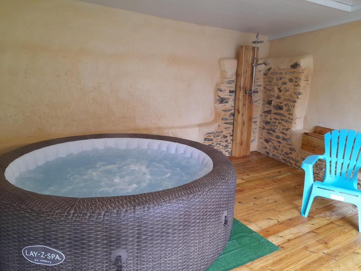 Gite Des Forges Saint-Lo Bagian luar foto
